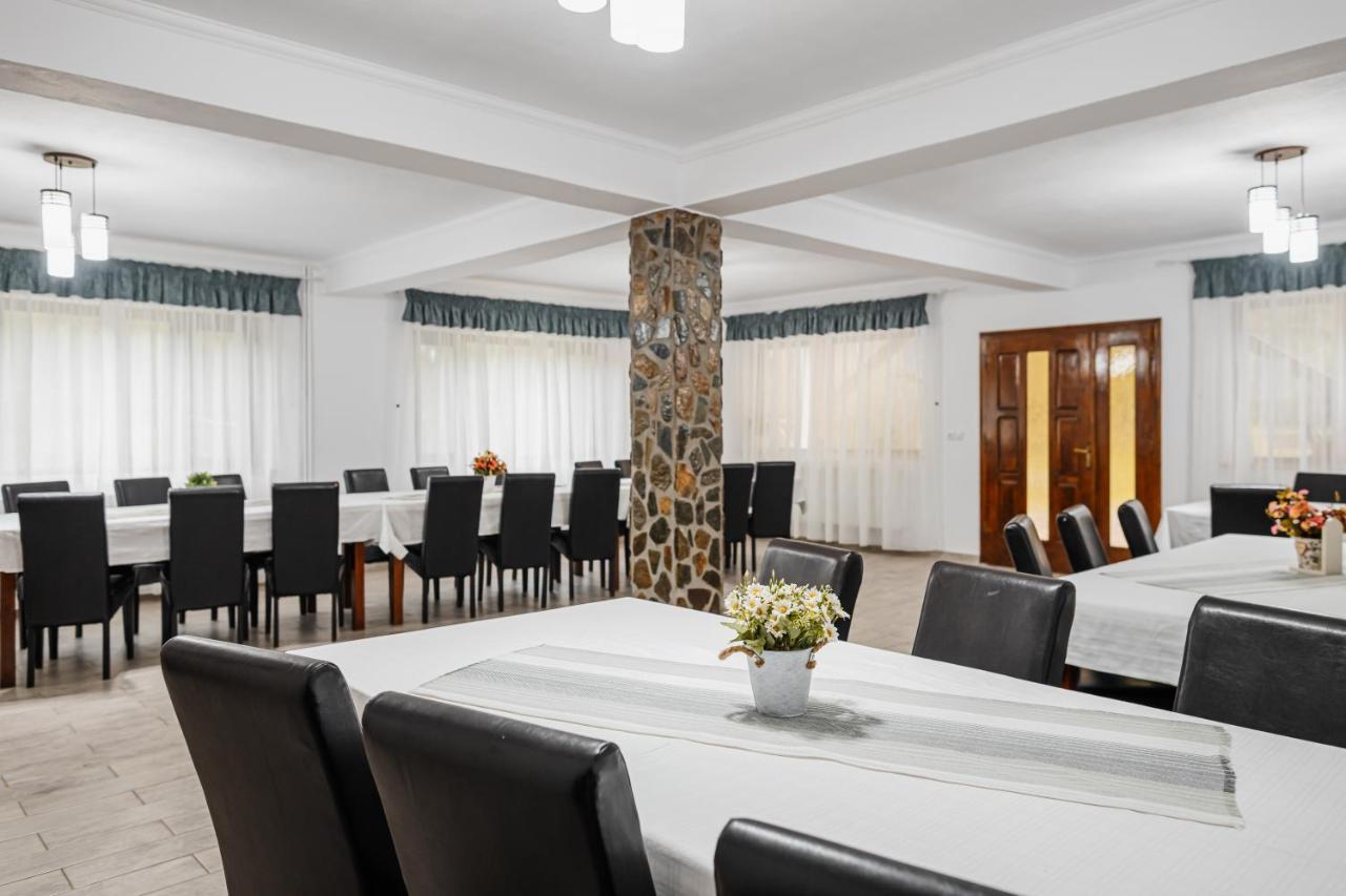 Casa Ardeleana Hotel Lotrioara Ngoại thất bức ảnh
