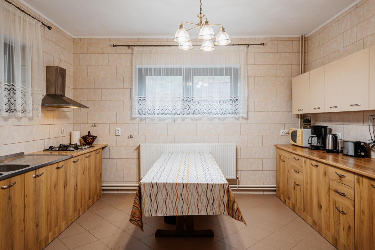 Casa Ardeleana Hotel Lotrioara Ngoại thất bức ảnh