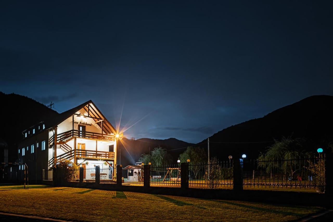 Casa Ardeleana Hotel Lotrioara Ngoại thất bức ảnh